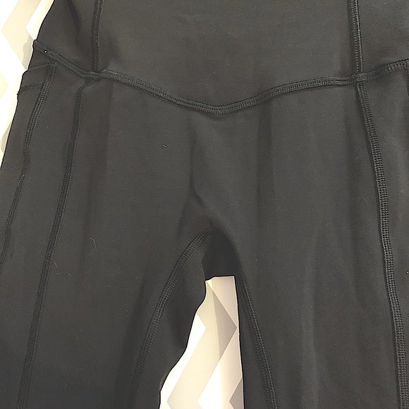 Lululemon leggings - Picture 5 of 9